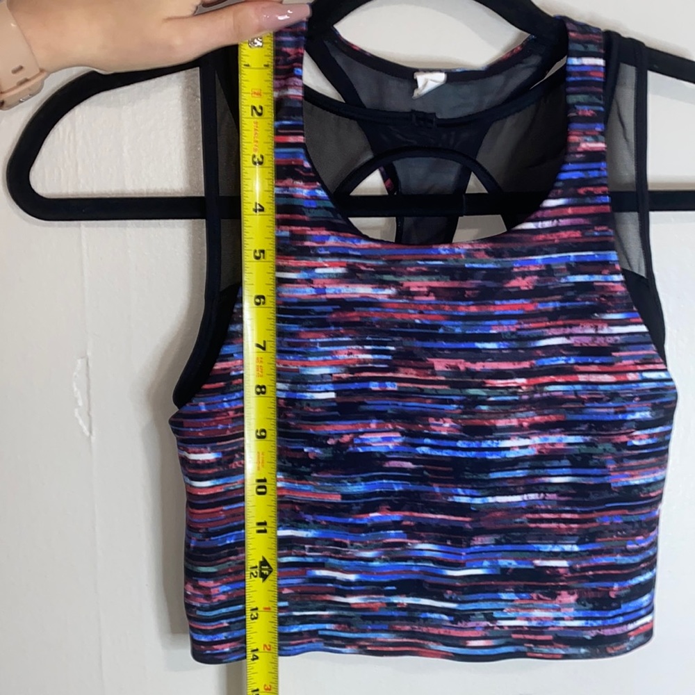 🪿Adorable Lululemon sports bra/ top! - Picture 4 of 7
